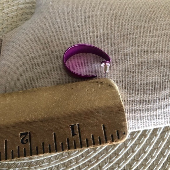 Vintage Pierced Earrings - Picture 4 of 4